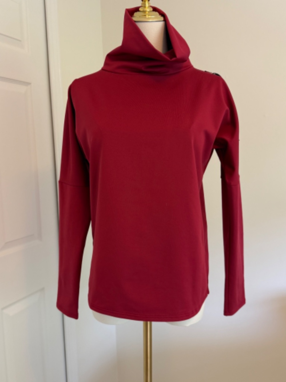 NWT Youer In Reach Pullover Sweet Red Funnel Neck Top XS
